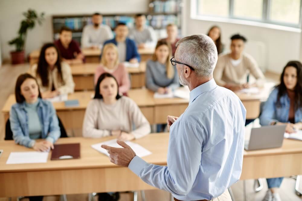 What Should Teachers Know About Classroom Door Lockdowns?